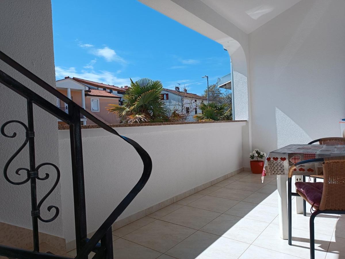 Apartments Ivicek Porec Exterior photo