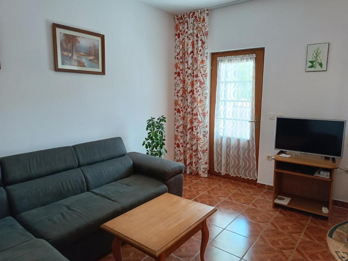Apartments Ivicek Porec Exterior photo